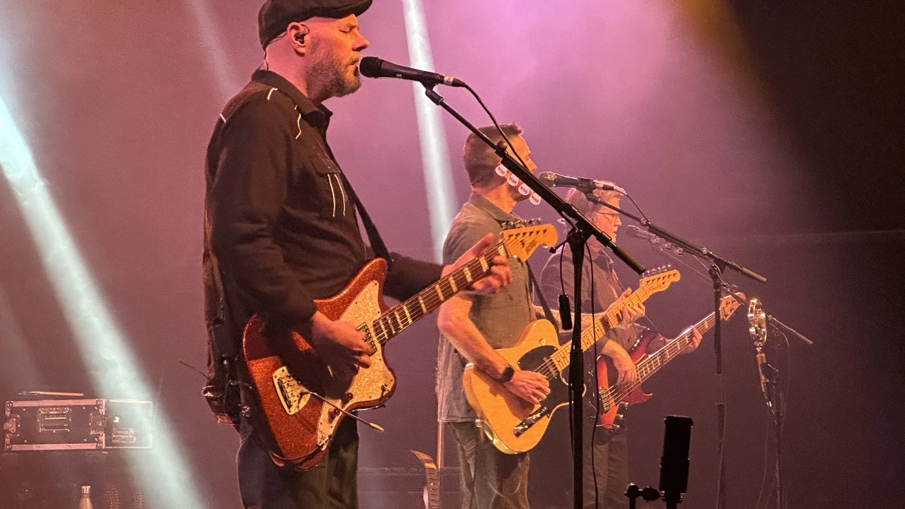Toad The Wet Sprocket playing live